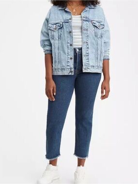 Levi’s Wedgie Straight Jeans High Rise Size 28